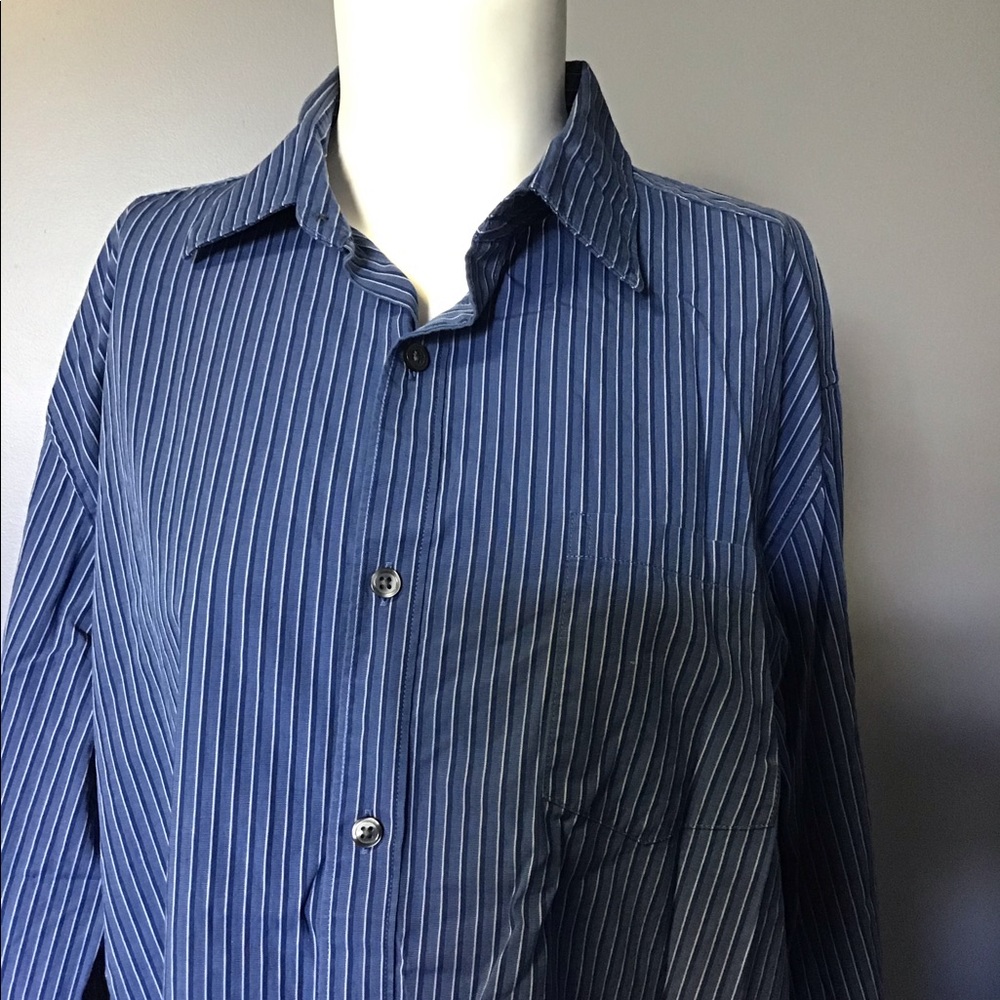 Womens Claiborne Black and blue stripe Button up